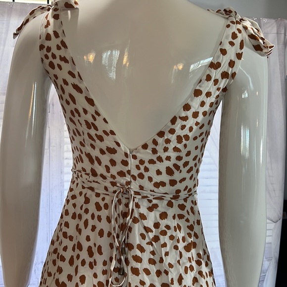 Cheetah print romper - Picture 3 of 4